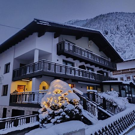 Hotel Bianca'S Bb Sölden Exteriér fotografie